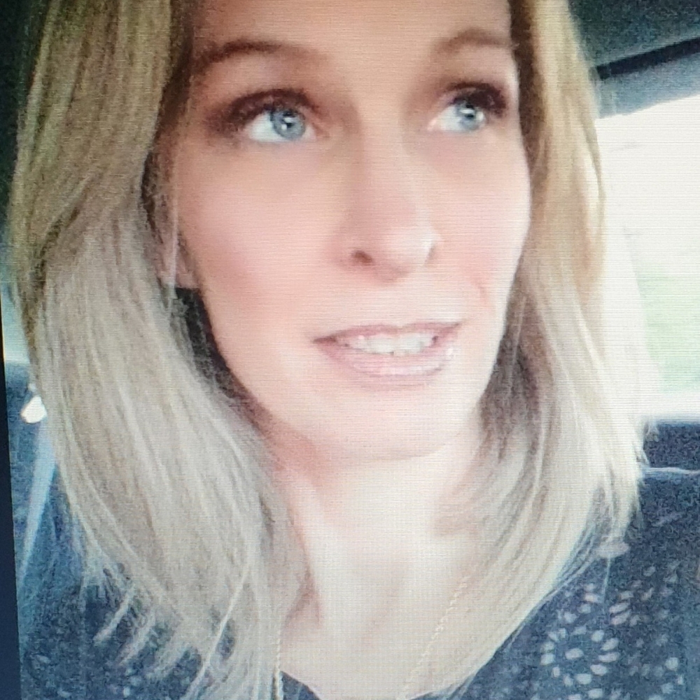 Meet your Posher, Pamela